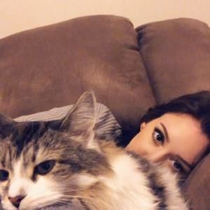 Meet your Posher, Alexandra